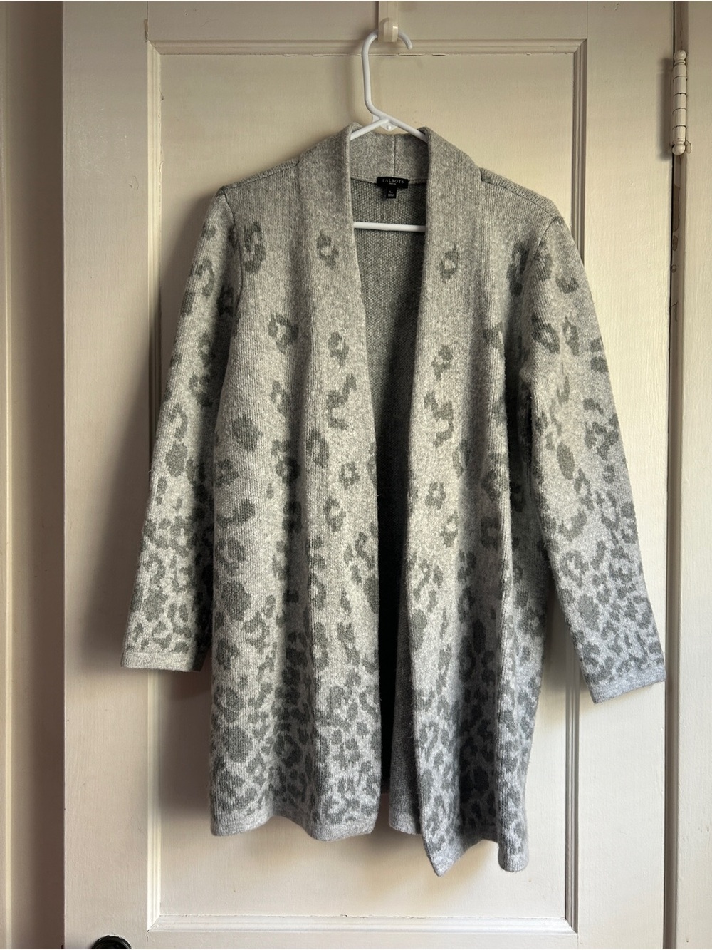 Women’s Talbots Leopard Pattern Gray Women's Cardigan - Size Large Petite